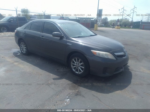 Toyota Camry hybrid (2010)