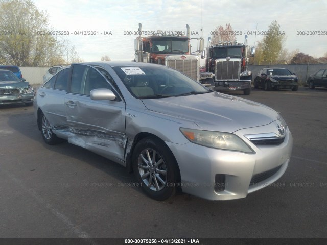 Toyota Camry hybrid (2010)
