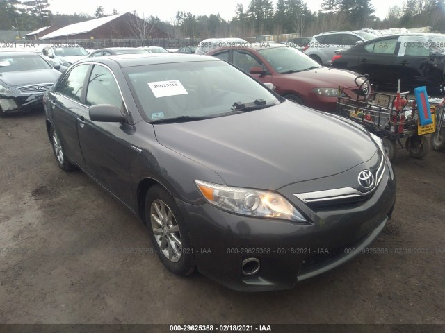 Toyota Camry hybrid (2010)