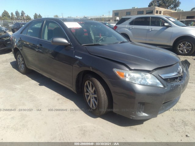 Toyota Camry hybrid (2011)
