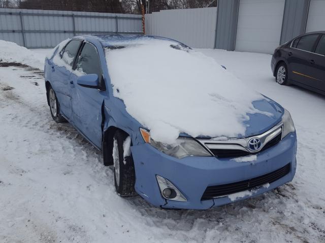 Toyota Camry hybr (2013)