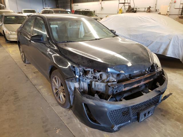 Toyota Camry hybr (2016)