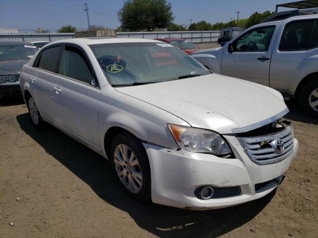 Toyota Avalon xl (2010)