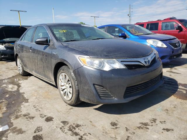 Toyota Camry hybr (2013)
