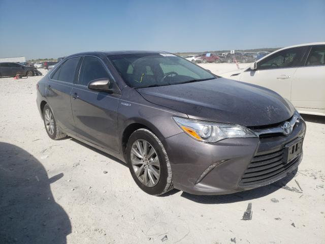 Toyota Camry hybr (2015)