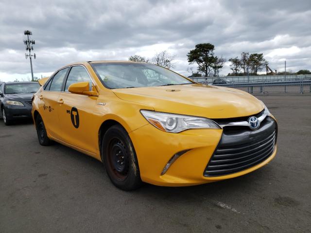 Toyota Camry hybr (2015)