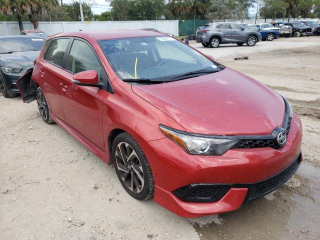 Toyota Scion im (2016)