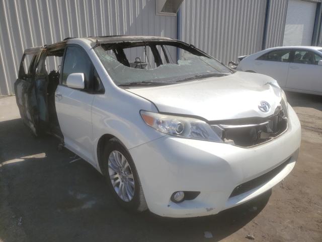 Toyota Sienna xle (2016)