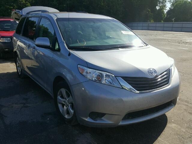 Toyota Sienna (2014)