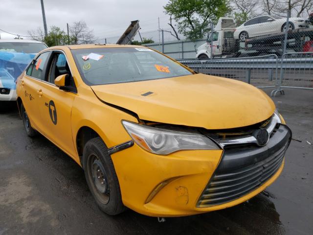 Toyota Camry hybr (2015)