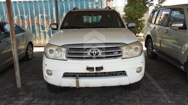 Toyota Fortuner (2011)