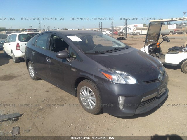 Toyota Prius plug-in (2014)