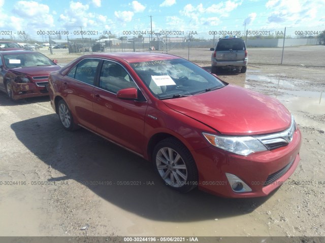 Toyota Camry hybrid (2012)