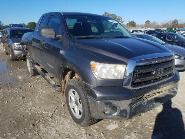 Toyota Tundra dou (2011)