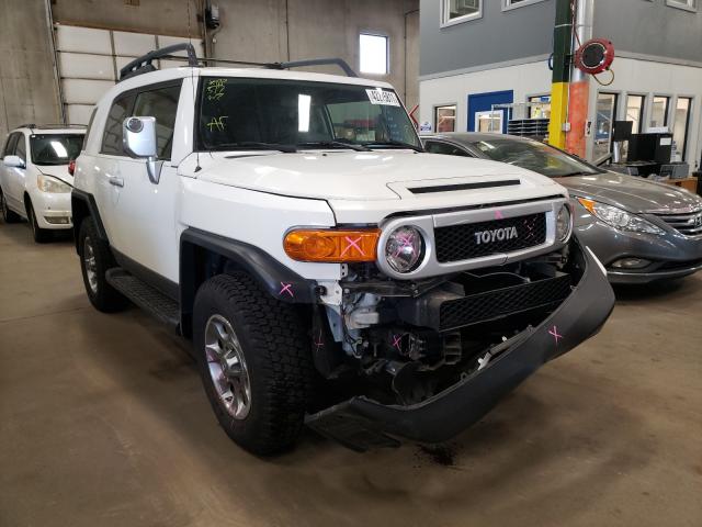 Toyota Fj cruiser (2012)