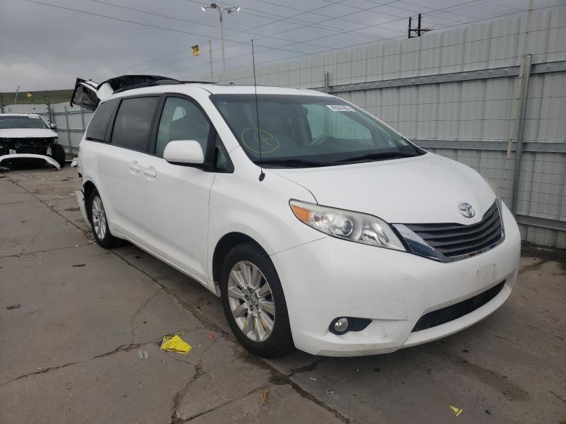 Toyota Sienna xle (2012)