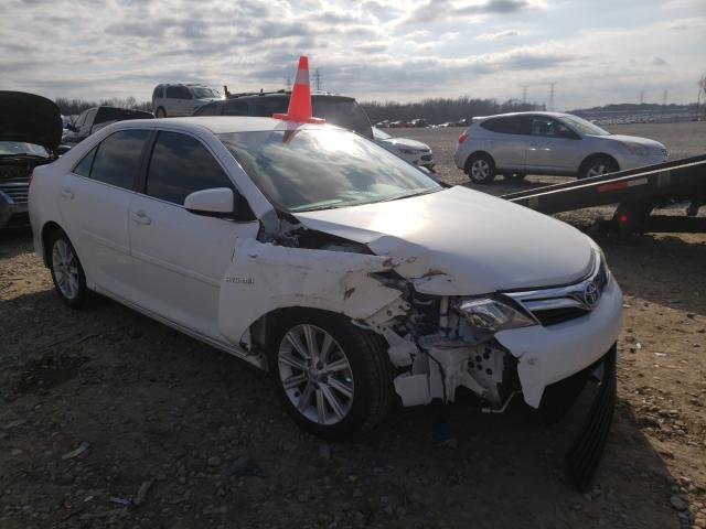 Toyota Camry hybr (2013)