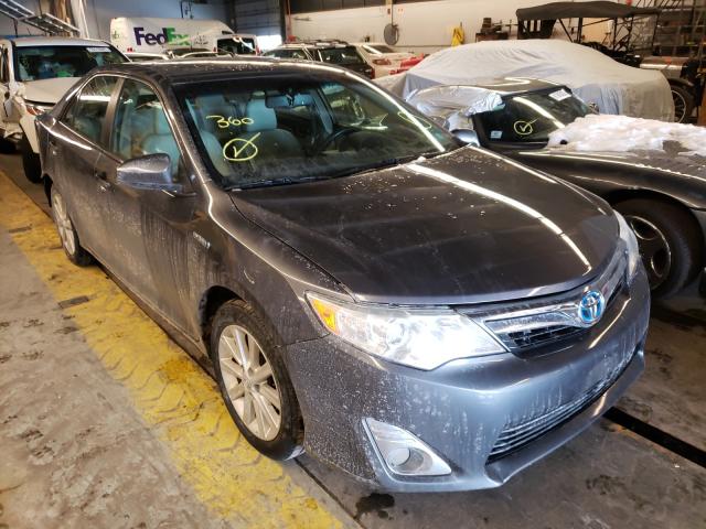 Toyota Camry hybr (2014)