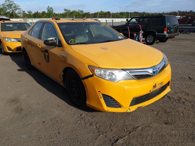 Toyota Camry hybr (2014)