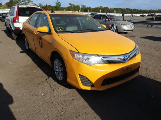 Toyota Camry hybr (2014)