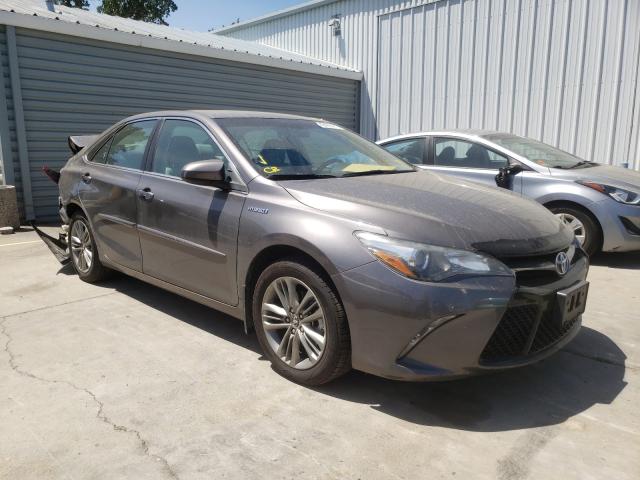 Toyota Camry hybr (2015)