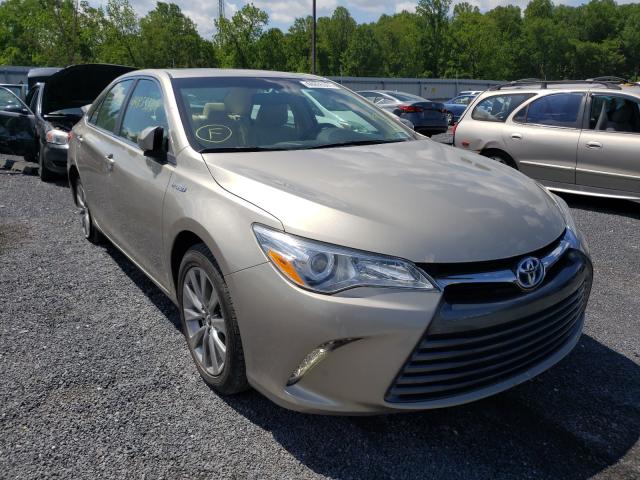 Toyota Camry hybr (2015)