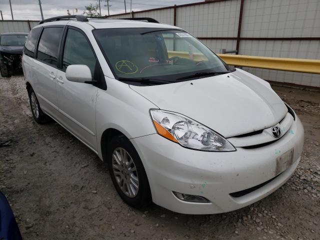 Toyota Sienna xle (2010)