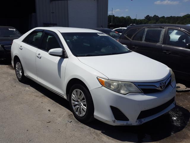 Toyota Camry le a (2012)