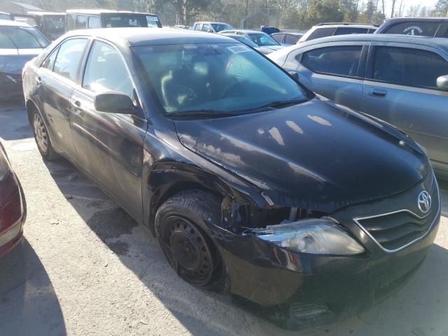 Toyota Camry base (2011)