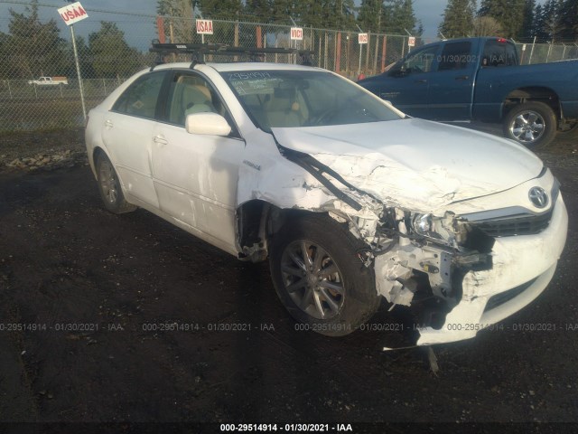 Toyota Camry hybrid (2011)