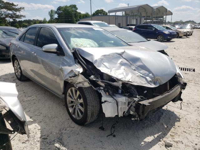 Toyota Camry hybr (2015)