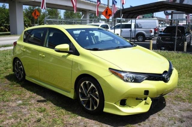 Toyota Scion im (2016)