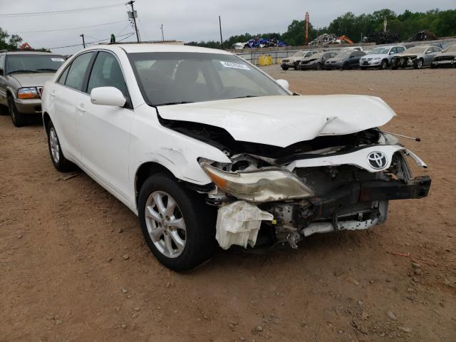 Toyota Camry le a (2011)