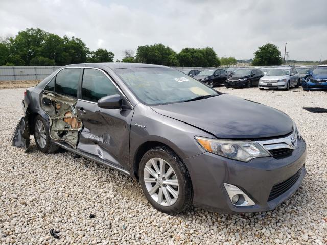 Toyota Camry hybr (2013)