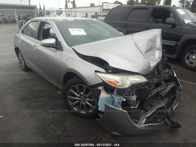Toyota Camry hybrid (2015)