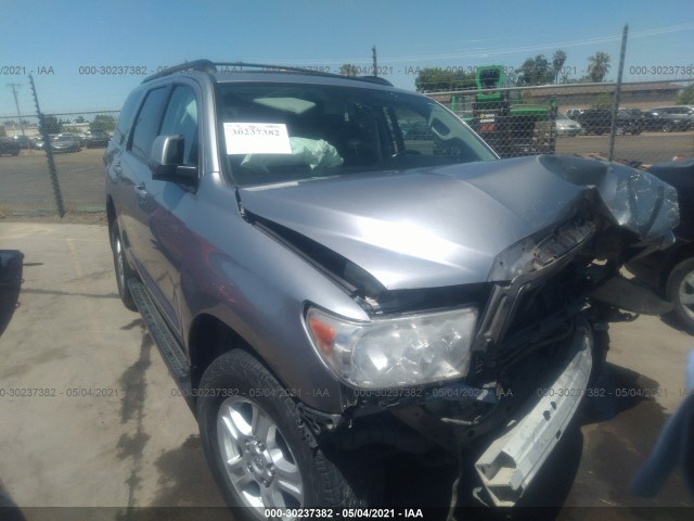 Toyota Sequoia (2013)