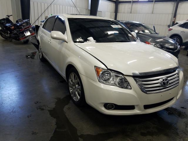 Toyota Avalon xl (2010)