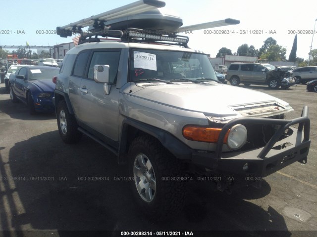 Toyota Fj cruiser (2010)