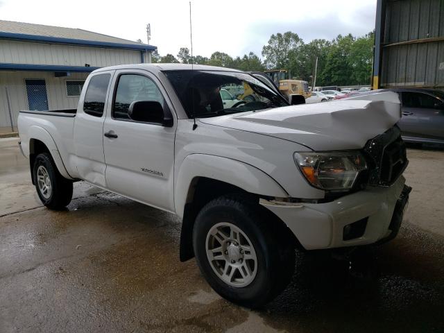 Toyota Tacoma pre (2015)