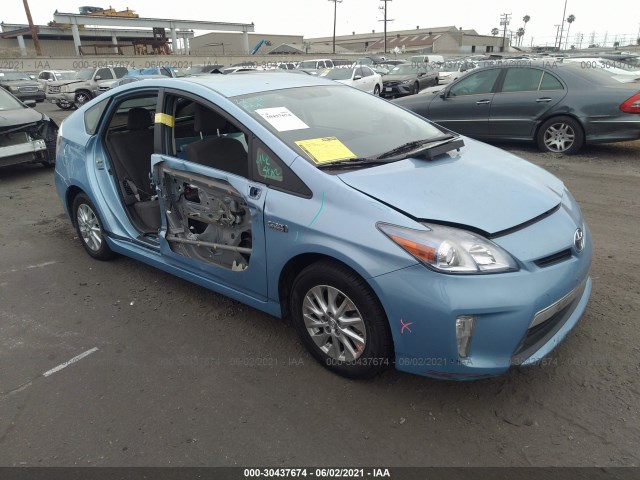 Toyota Prius plug-in (2012)