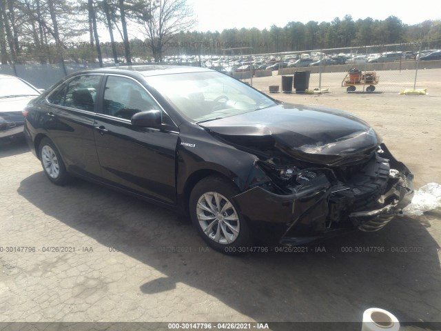 Toyota Camry hybrid (2015)