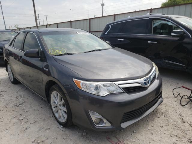 Toyota Camry hybr (2013)