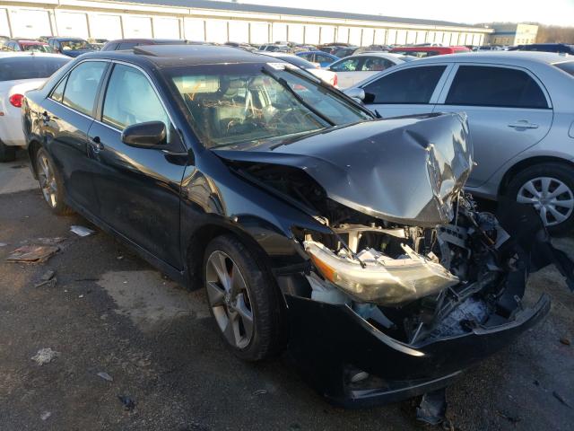 Toyota Camry base (2012)