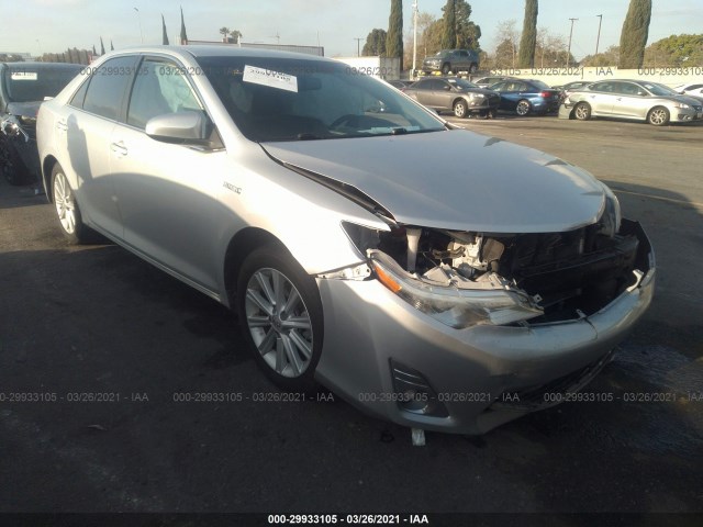 Toyota Camry hybrid (2014)