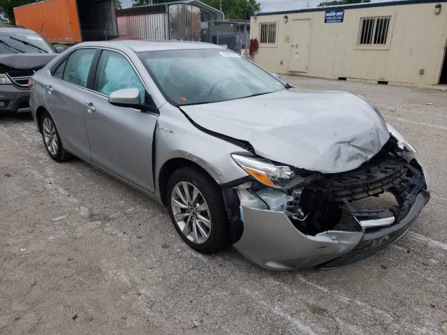 Toyota Camry hybr (2016)