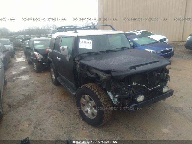 Toyota Fj cruiser (2010)