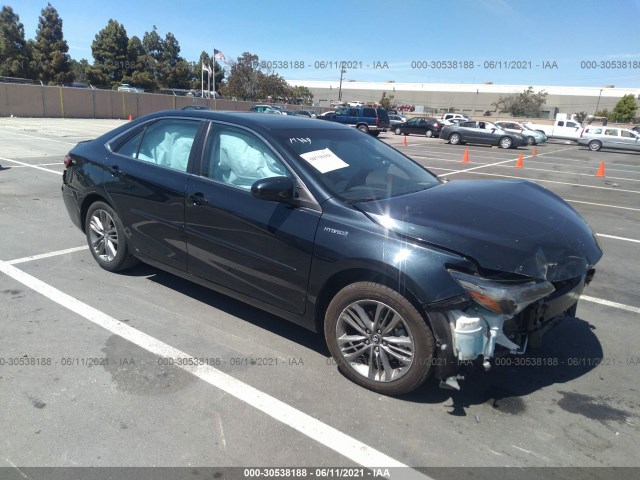 Toyota Camry hybrid (2016)