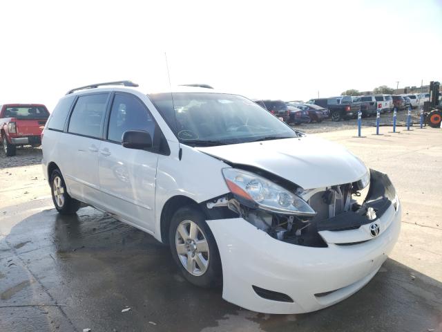 Toyota Sienna ce (2010)