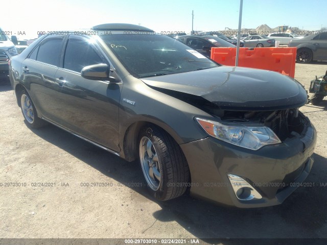 Toyota Camry hybrid (2012)