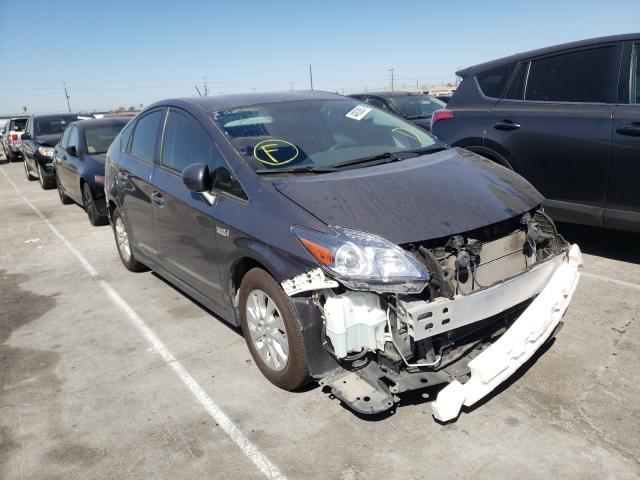 Toyota Prius plug-in (2015)